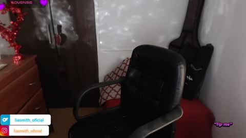 Laura online show from 02/16/25, 05:37