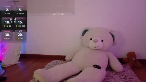 Lia online show from 11/06/25, 12:55