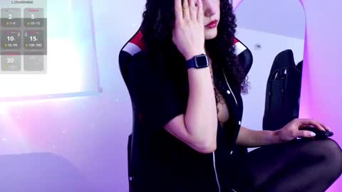 Lia online show from 02/02/26, 10:41