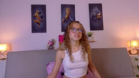 Juliana online show from 05/25/26, 06:58