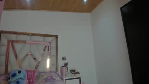 Snapshot of lia_velourt chatting on 05/28/26, 06:54 LIA VELOURT online show from 05/28/26, 06:54