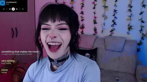 Liaa  online show from 11/06/25, 01:17