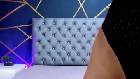 Lia online show from 10/02/25, 07:21