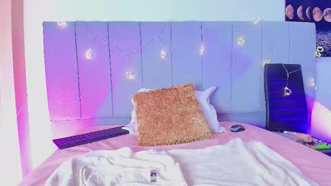 Liaa online show from 03/24/26, 06:24