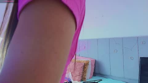 Liaa online show from 04/18/26, 06:23