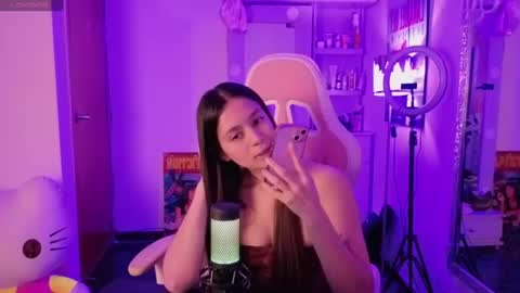 Snapshot of liabutera chatting on 06/18/26, 10:36 Lia Butera online show from 06/18/26, 10:36
