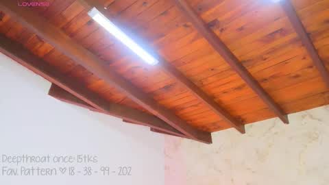 Snapshot of liacox chatting on 11/23/25, 03:39 Lia Cox online show from 11/23/25, 03:39