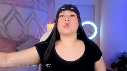 Lia Cox online show from 04/22/26, 07:26