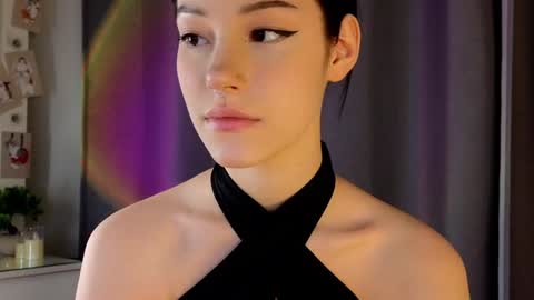 Lia  online show from 12/06/24, 08:26