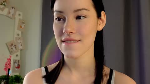 Lia  online show from 12/11/24, 09:30