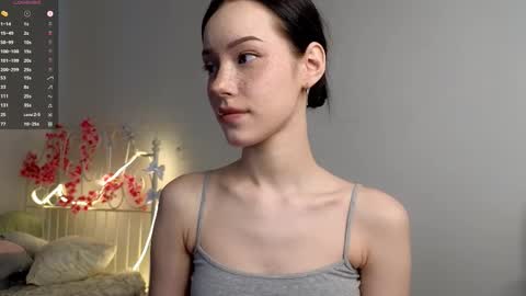 Lia  online show from 03/20/26, 09:36