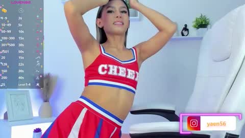 Snapshot of liah__19 chatting on 12/14/25, 12:27 liah__19 online show from 12/14/25, 12:27