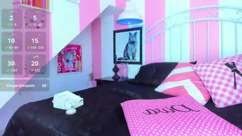 Snapshot of liah_grey8 chatting on 01/26/25, 12:37 ---Liah--- online show from 01/26/25, 12:37