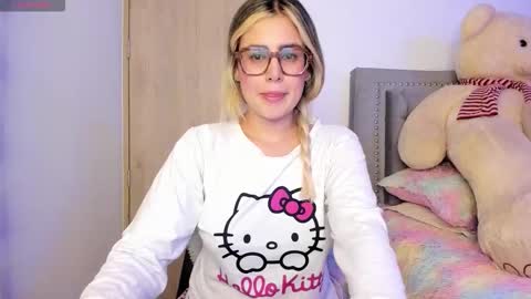 Lia  online show from 09/22/25, 02:13