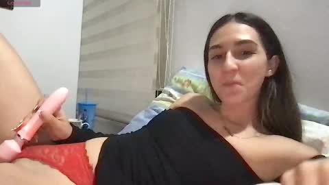 Snapshot of liahrommie chatting on 02/24/26, 11:14 Amy online show from 02/24/26, 11:14