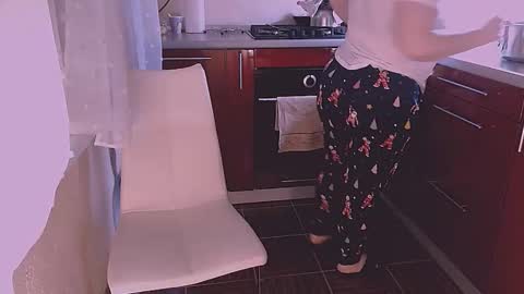 Snapshot of liahsofty chatting on 03/15/26, 08:48 miss Lia colection for travel online show from 03/15/26, 08:48