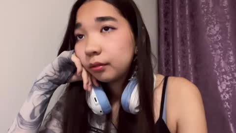 liaisonx_rosa online show from 11/12/25, 02:50