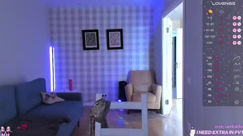 lialilia online show from 09/24/25, 10:29