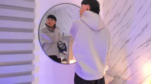 Liam online show from 01/10/25, 06:42