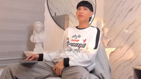 Liam online show from 02/03/25, 02:25