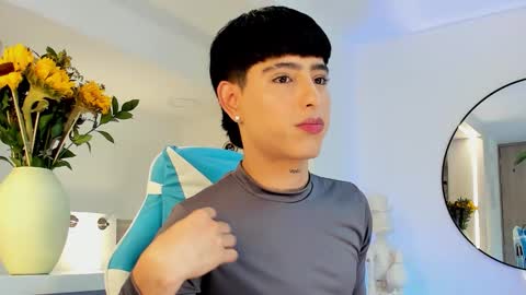 Liam online show from 10/24/25, 05:53