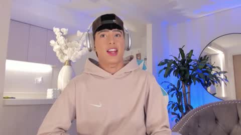 Liam online show from 02/26/26, 02:32