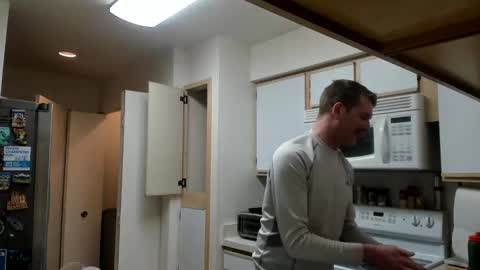 Liam online show from 01/23/25, 01:51