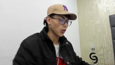 Snapshot of liam_adamms chatting on 02/07/26, 12:20 Liam Adamms online show from 02/07/26, 12:20