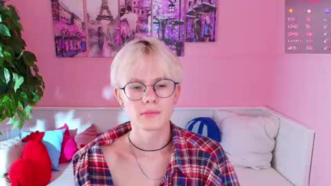 Snapshot of liam_blair chatting on 07/29/26, 10:24 LIAM online show from 07/29/26, 10:24