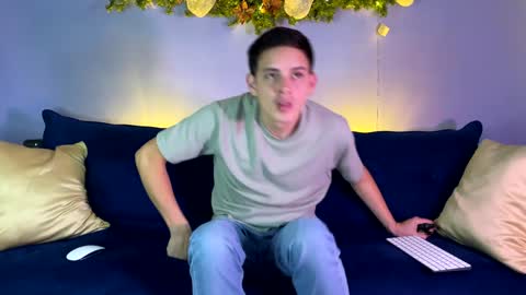 Liam online show from 12/29/24, 12:09