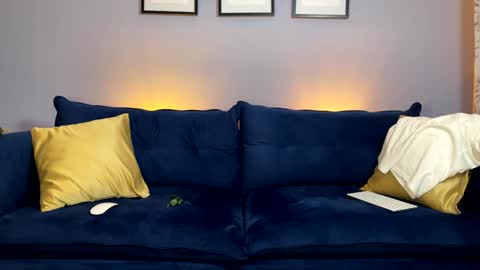 Liam online show from 01/14/25, 12:11