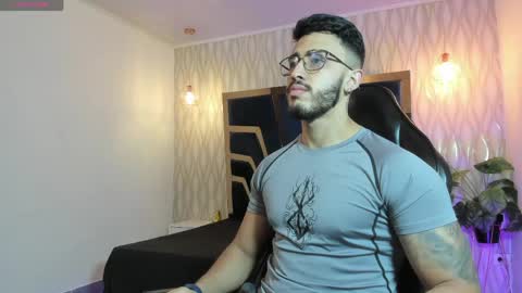 LIAM KLEIN online show from 04/20/26, 11:24