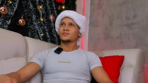 liam_knight online show from 12/16/25, 02:16