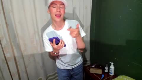 liam_oasiss online show from 02/08/25, 04:36