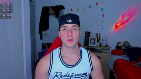 liam online show from 12/12/24, 03:43