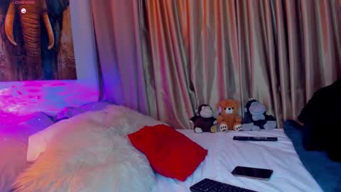 liam online show from 09/19/25, 02:35