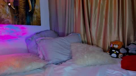 liam online show from 09/28/25, 02:50