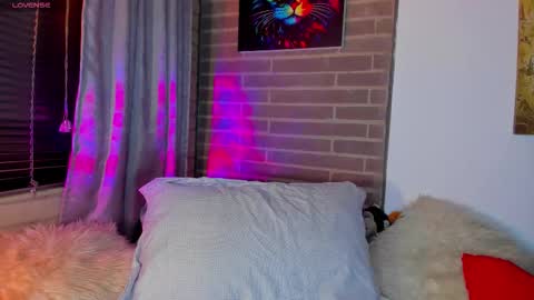 liam online show from 01/08/26, 03:20