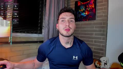 Snapshot of liam_oficial chatting on 06/19/26, 02:49 liam online show from 06/19/26, 02:49