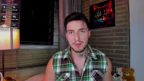 Snapshot of liam_oficial chatting on 06/20/26, 04:15 liam online show from 06/20/26, 04:15