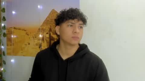 liam online show from 09/28/25, 12:32