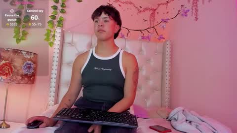 Snapshot of liam_scoot_ chatting on 02/23/26, 02:47 LIN online show from 02/23/26, 02:47