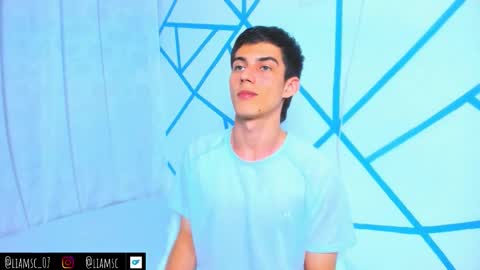 Snapshot of liam_scott77 chatting on 10/27/25, 08:46 Liam scott77 online show from 10/27/25, 08:46