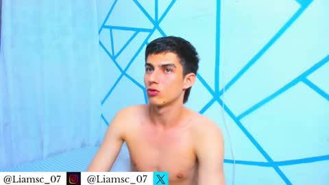 Snapshot of liam_scott77 chatting on 11/16/25, 10:37 Liam scott77 online show from 11/16/25, 10:37