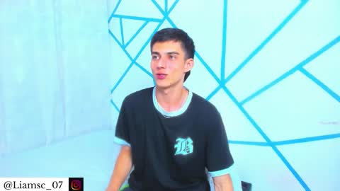 Snapshot of liam_scott77 chatting on 12/02/25, 11:56 Liam scott77 online show from 12/02/25, 11:56