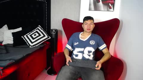 Snapshot of liam_sean chatting on 03/01/26, 12:40 Liam online show from 03/01/26, 12:40