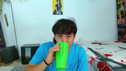 liamxul online show from 09/30/25, 06:46