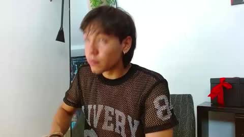 liamxul online show from 10/18/25, 07:36