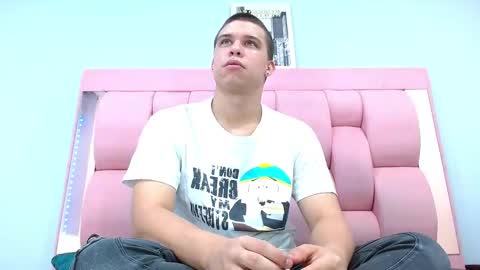 liam_york online show from 11/18/25, 12:31