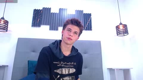 liam_york online show from 03/28/26, 07:02